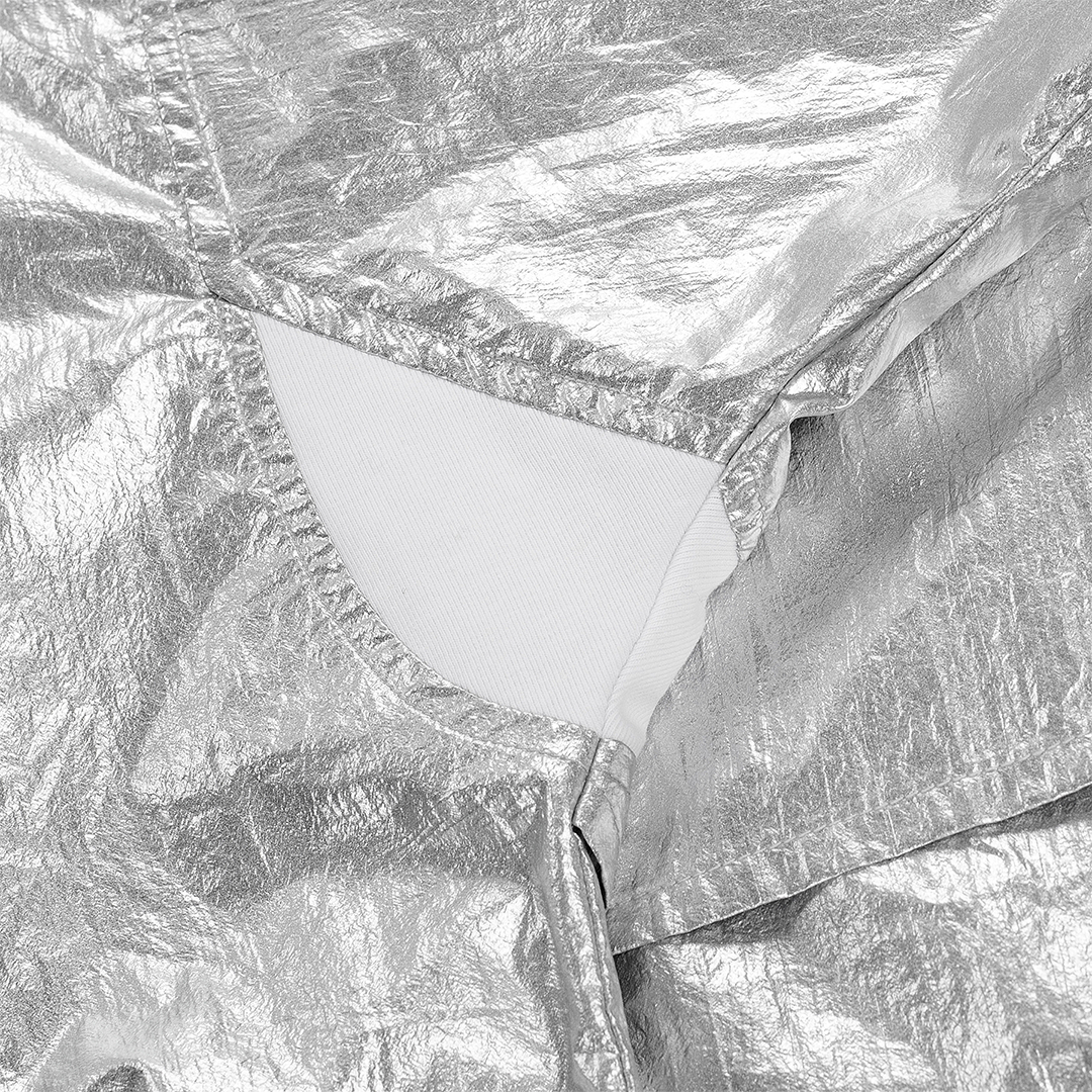 Metallic windbreaker