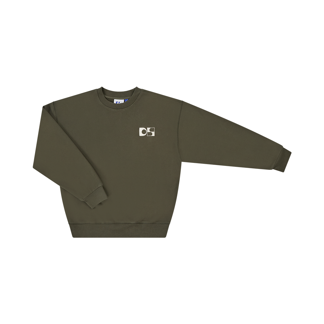 Team Dolly sweater