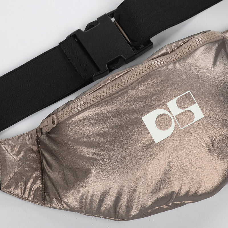 Team Dolly fannypack