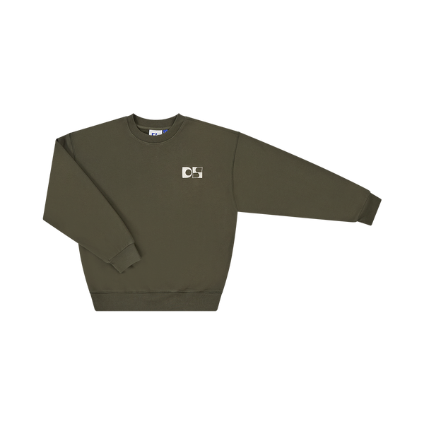 Team Dolly sweater