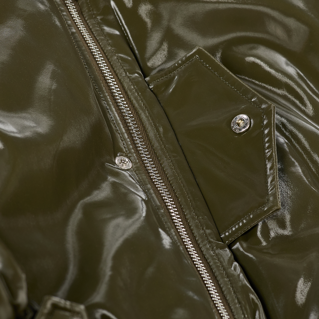 Cropped bomber jacket