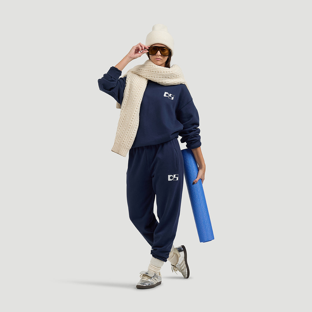 Team Dolly trackpants