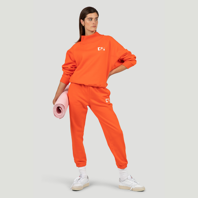 Team Dolly trackpants